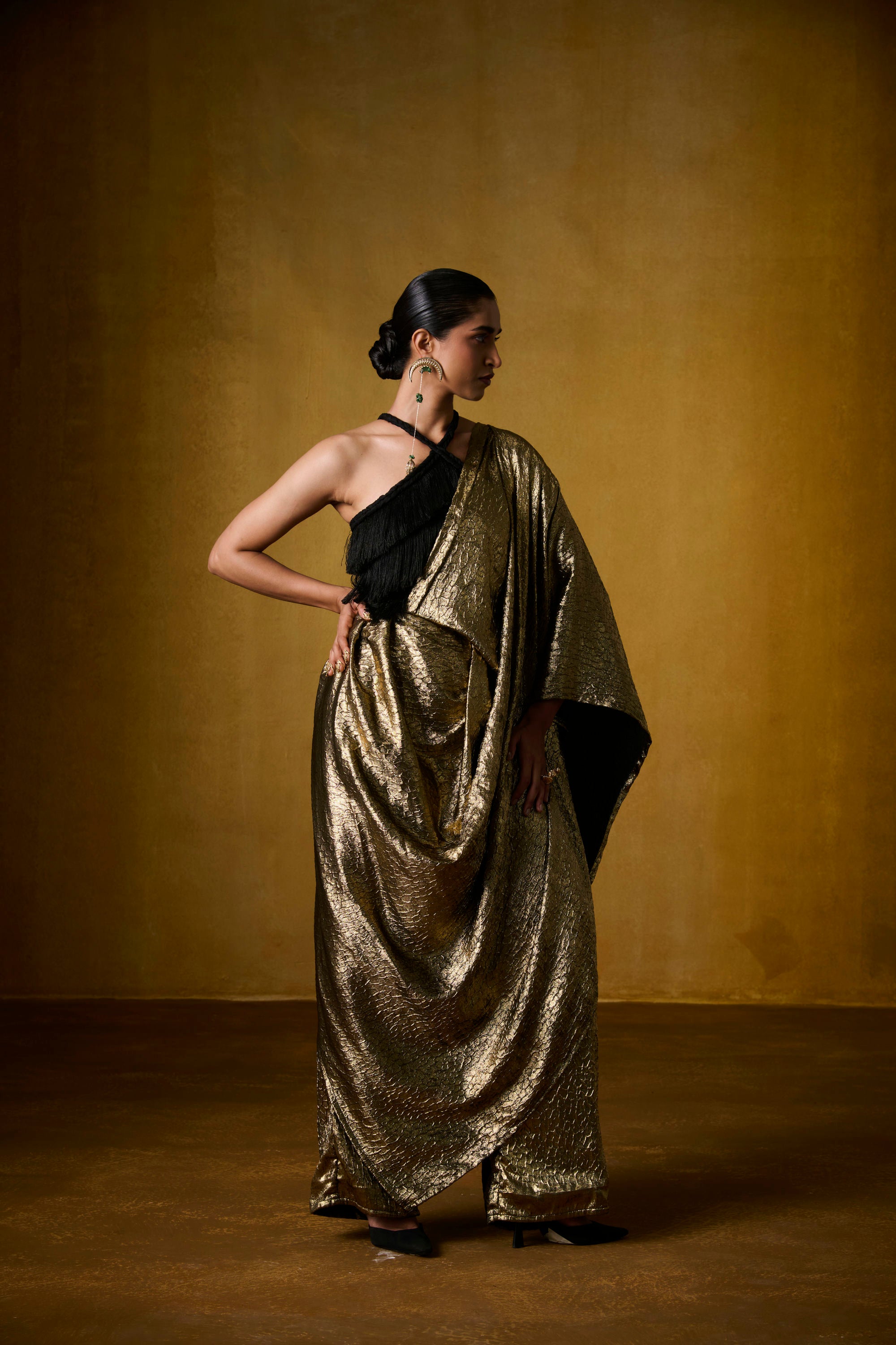 SAMA BLOUSE WITH MOONFALL SAREE