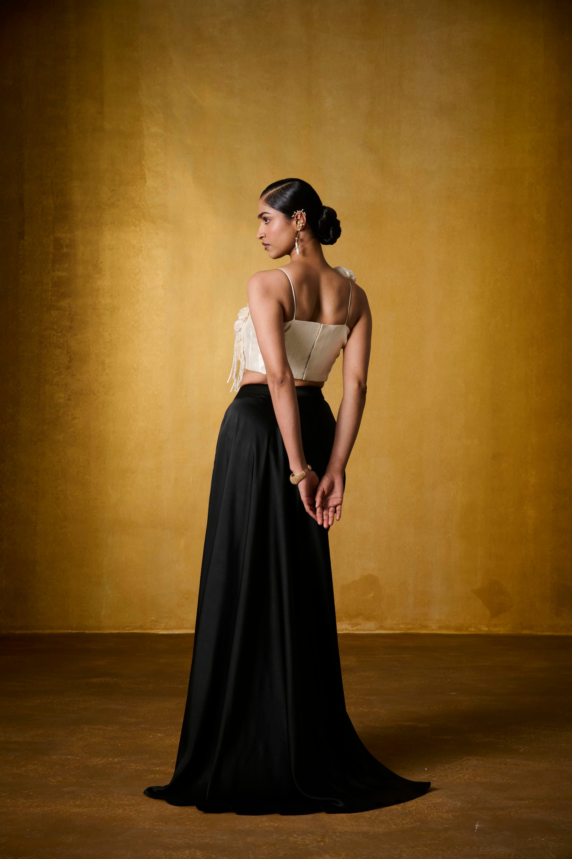 ZIYA PEARL TOP WITH AMBAR SKIRT