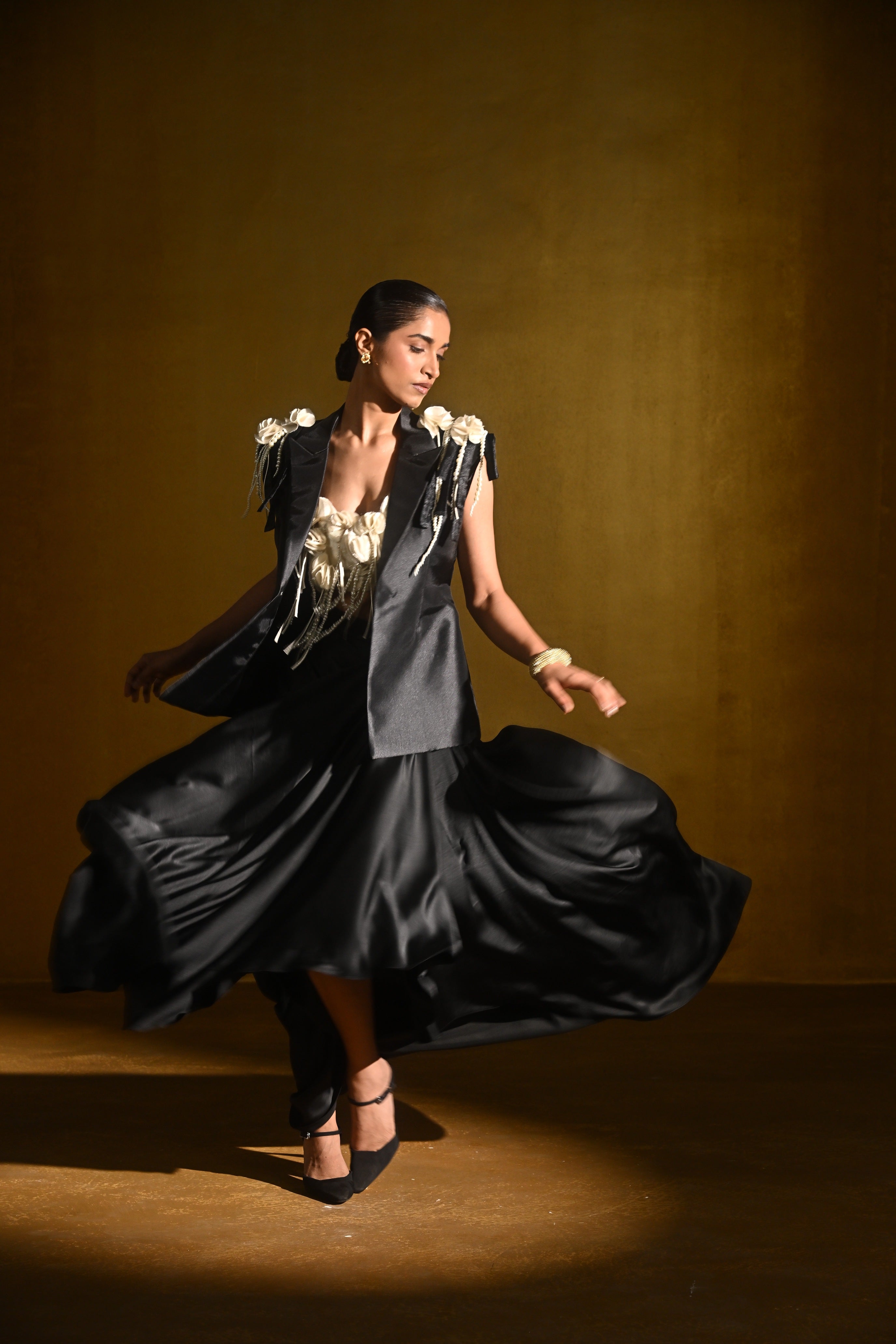 ZIYA TOP & AMBAR SKIRT WITH JACKET